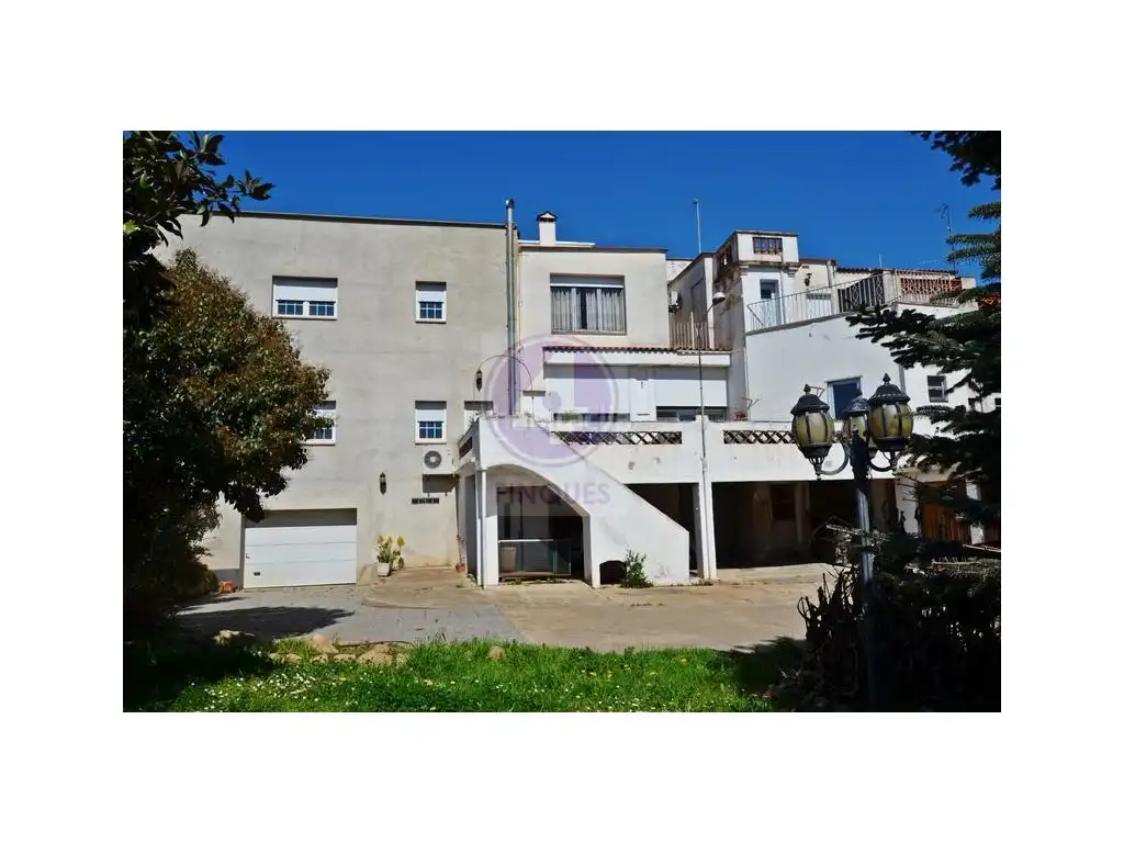 Vista exterior de Casa o chalet en venta en Llagostera con Aire acondicionado y Terraza
