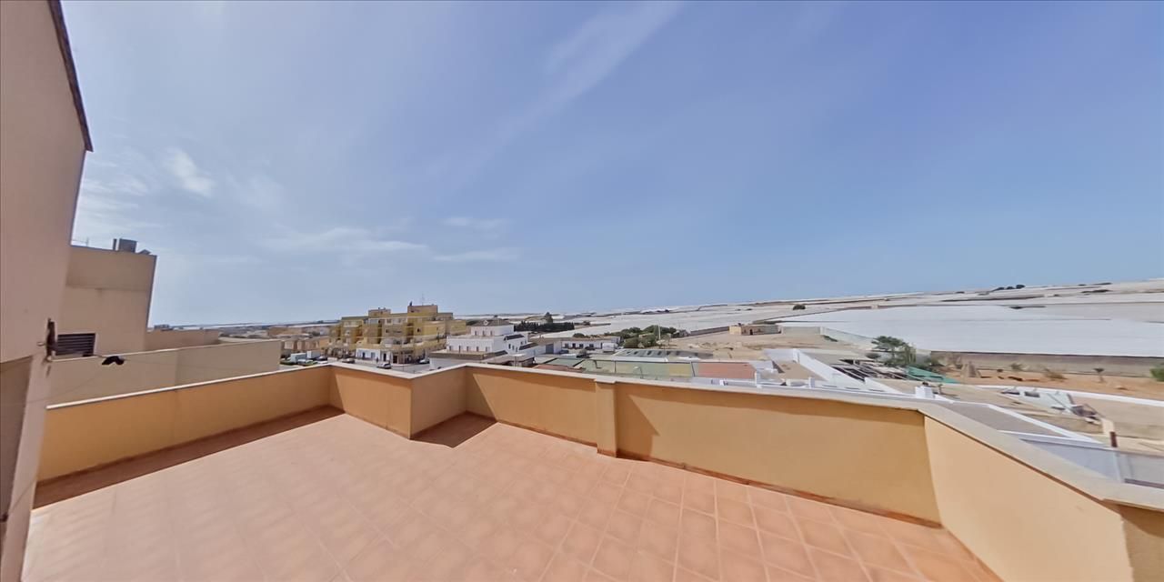 Terrassa de Àtic en venda en  Almería Capital amb Terrassa