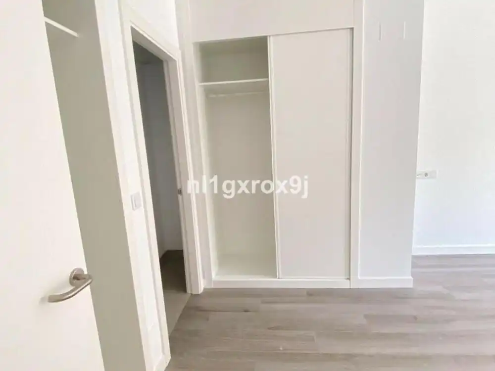 Habitación de Planta baja en venta en Benahavís con Aire acondicionado, Terraza y Trastero