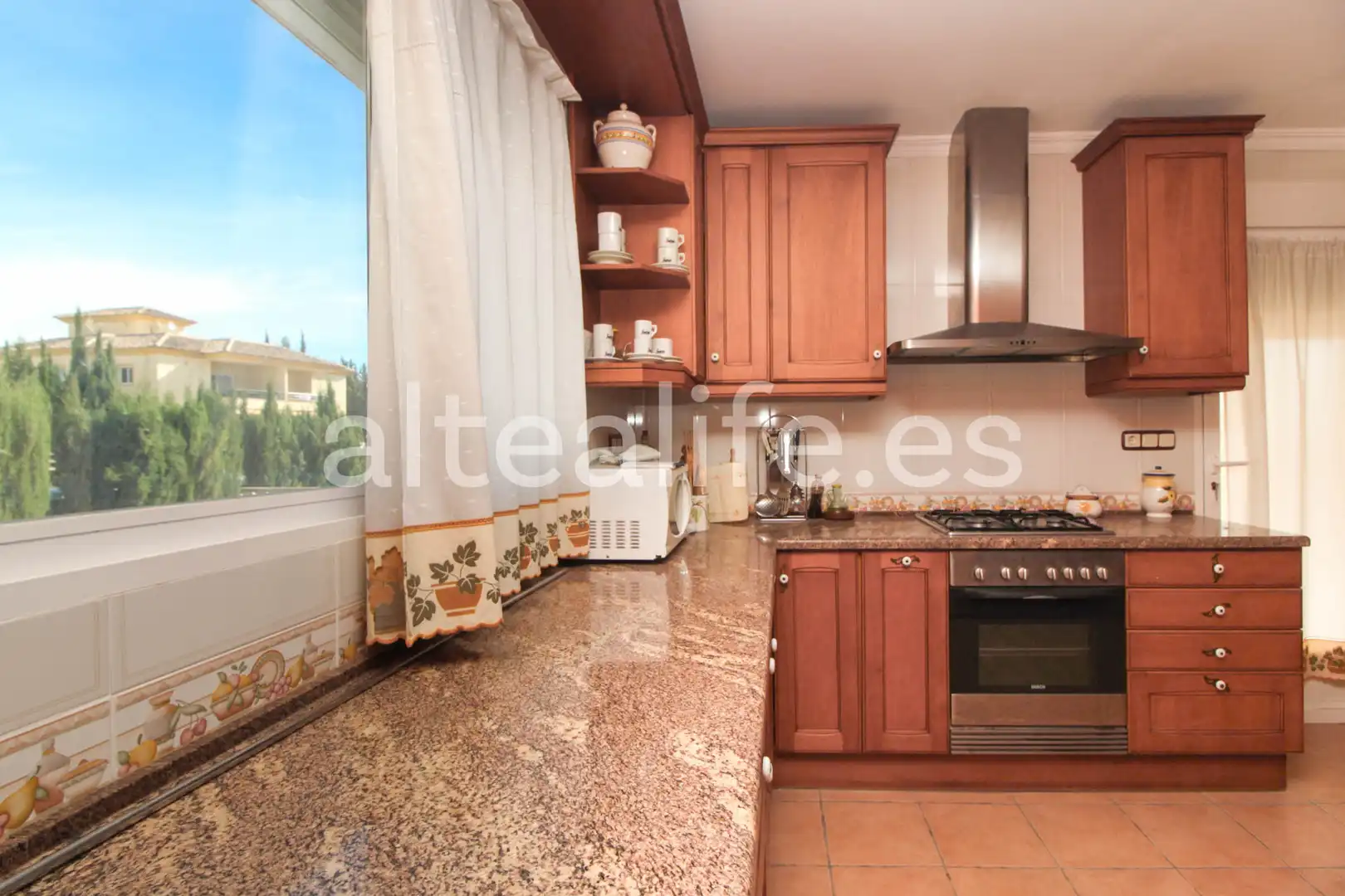 Küche von Haus oder Chalet zum Verkauf in La Nucia mit Privatgarten, Terrasse und Abstellraum