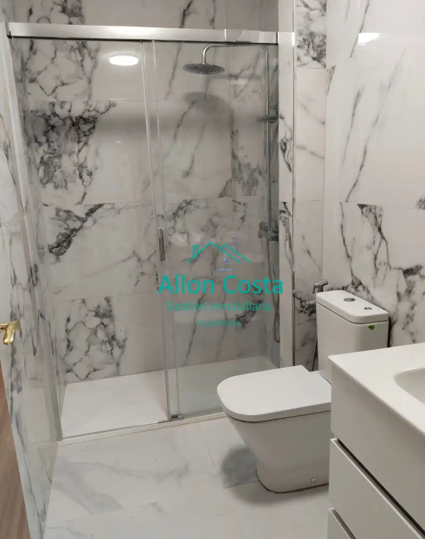 Flat with lift for sale in Centro Urbano, imagen 4
