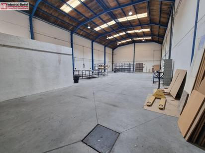 Nau industrial de lloguer en Loeches