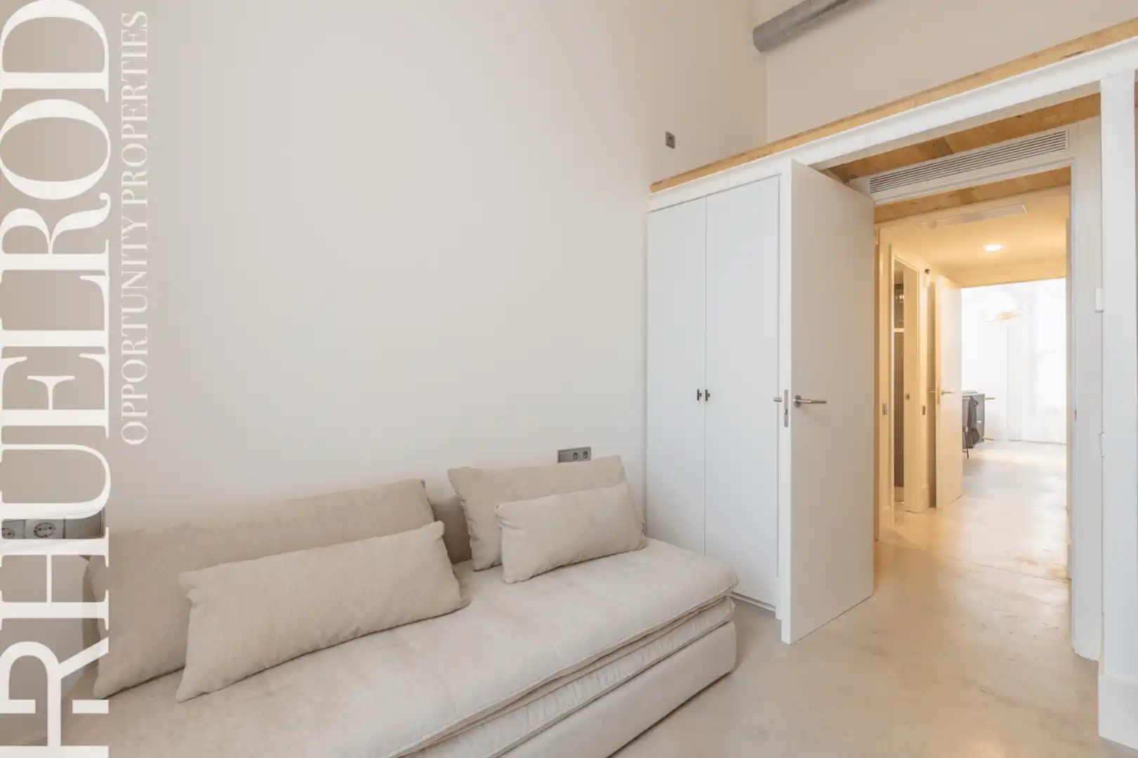 Bedroom of Ground floor for sale in Barcelona  with Air Conditioner, Heating and Terrace