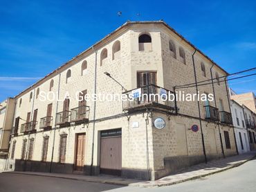 Casa en venda a Torreperogil
