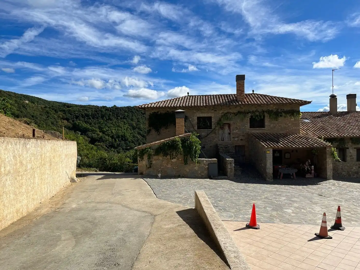 Vista exterior de Finca rústica en venta en La Vajol con Jardín privado y Terraza