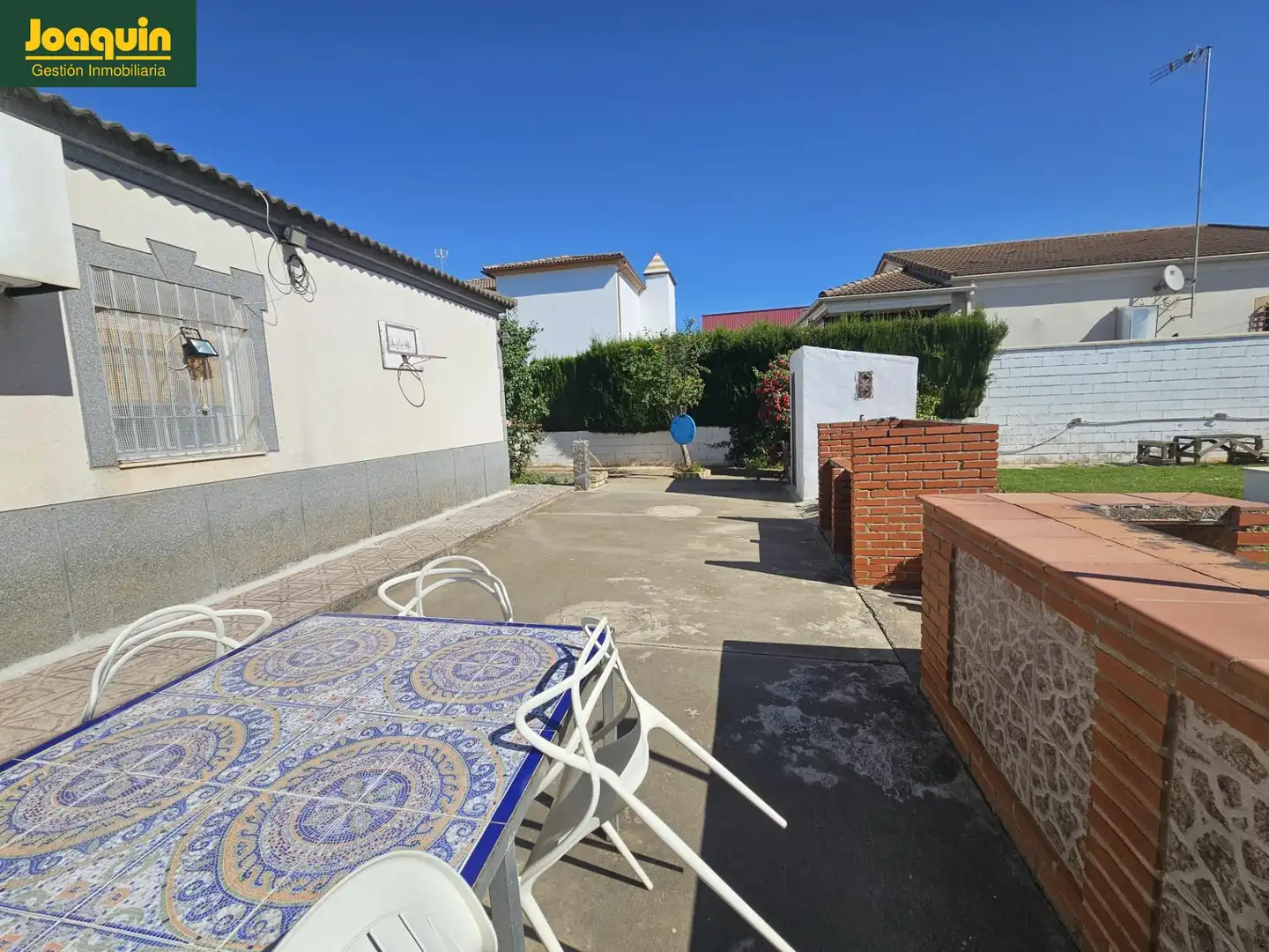 Terrassa de Casa o xalet en venda en Córdoba amb Aire condicionat, Traster i Piscina