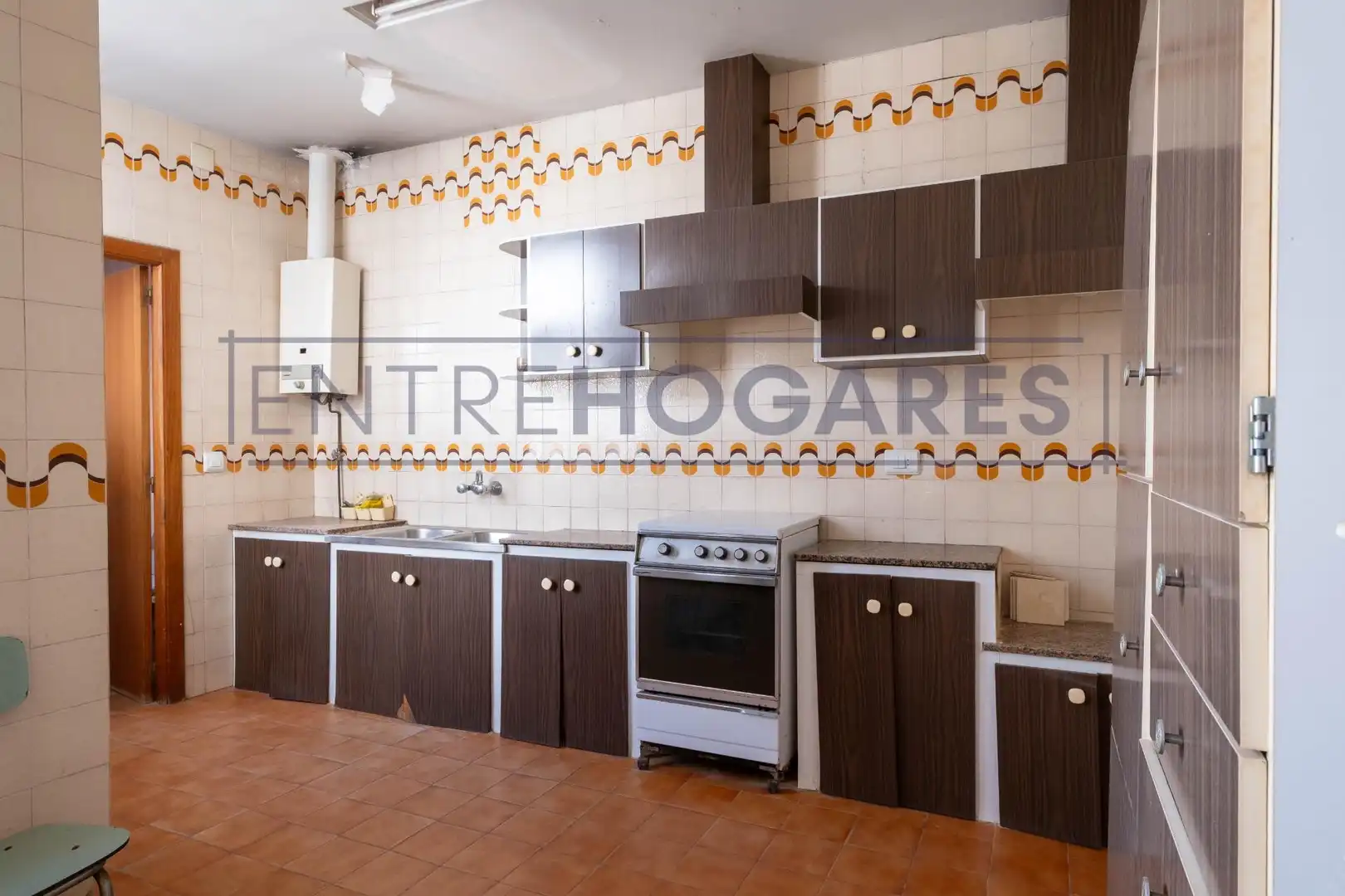 Cocina de Finca rústica en venta en Alfara del Patriarca con Terraza, Trastero y Balcón