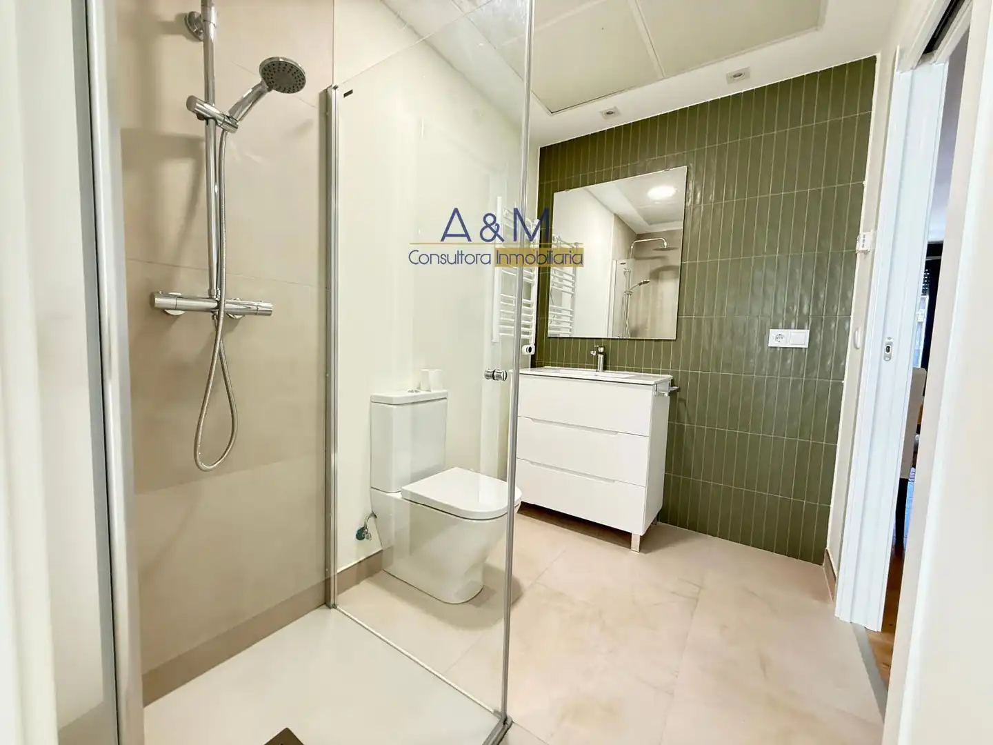 Bathroom of Apartments for rent in Valladolid  with Air Conditioner, Heating and Furnished