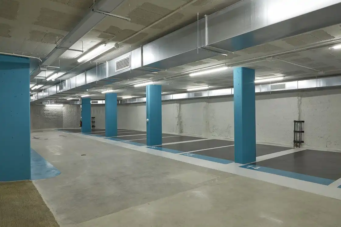 Parkplatz von Garage zur Miete in L'Hospitalet de Llobregat