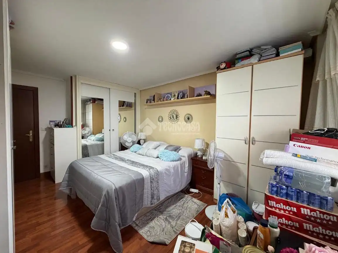 Habitación de Piso en venta en Castro-Urdiales con Amueblado y Balcón
