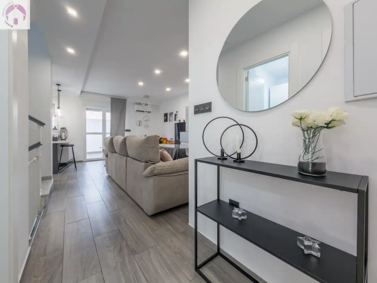 Living room of Detached homes for sale in Cenes de la Vega  with Air Conditioner, Heating and Terrace