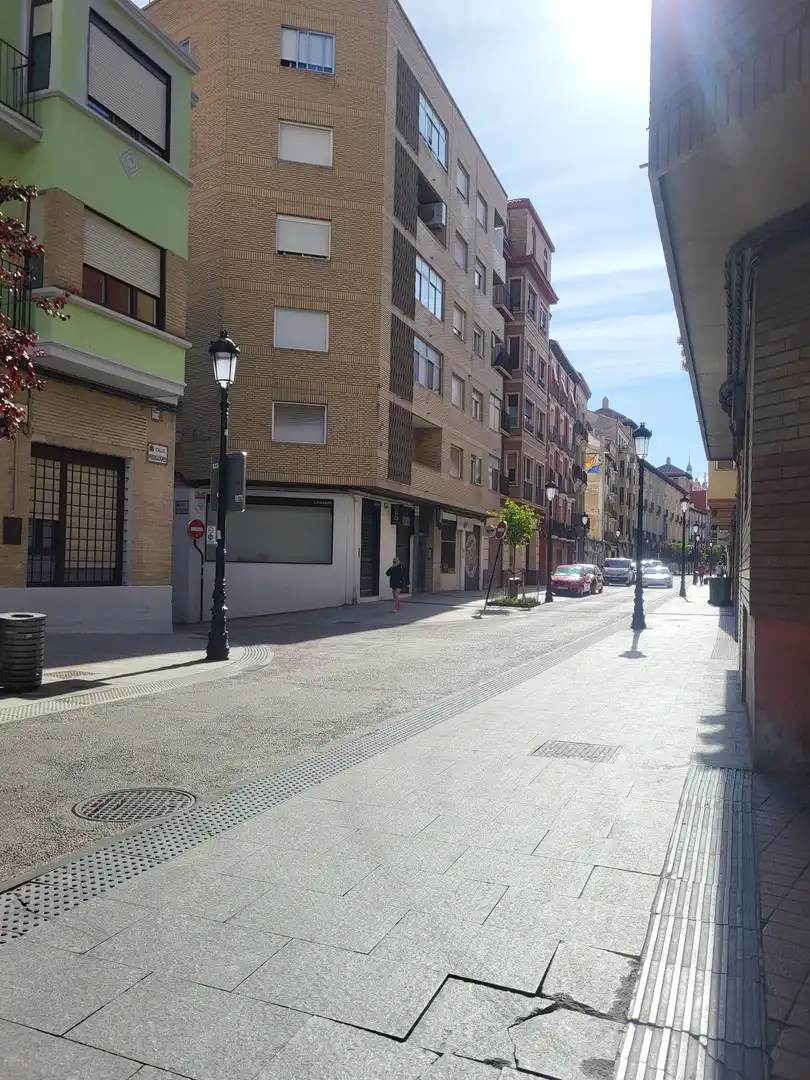 Vista exterior de Piso en venta en Zaragoza con Calefacción