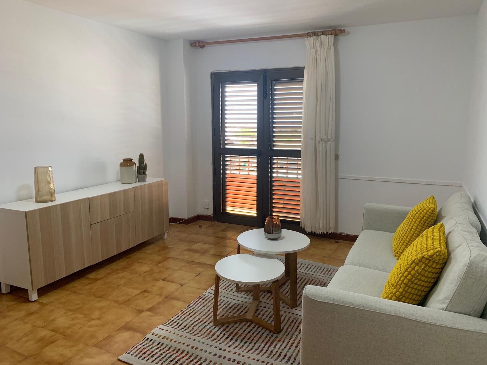 Sala de estar de Piso de alquiler en Agaete con Piscina