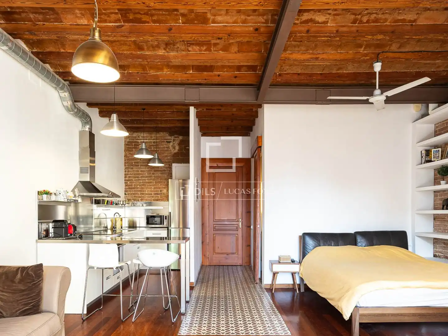 Piso de alquiler en Barcelona con Aire acondicionado, Parquet y Amueblado