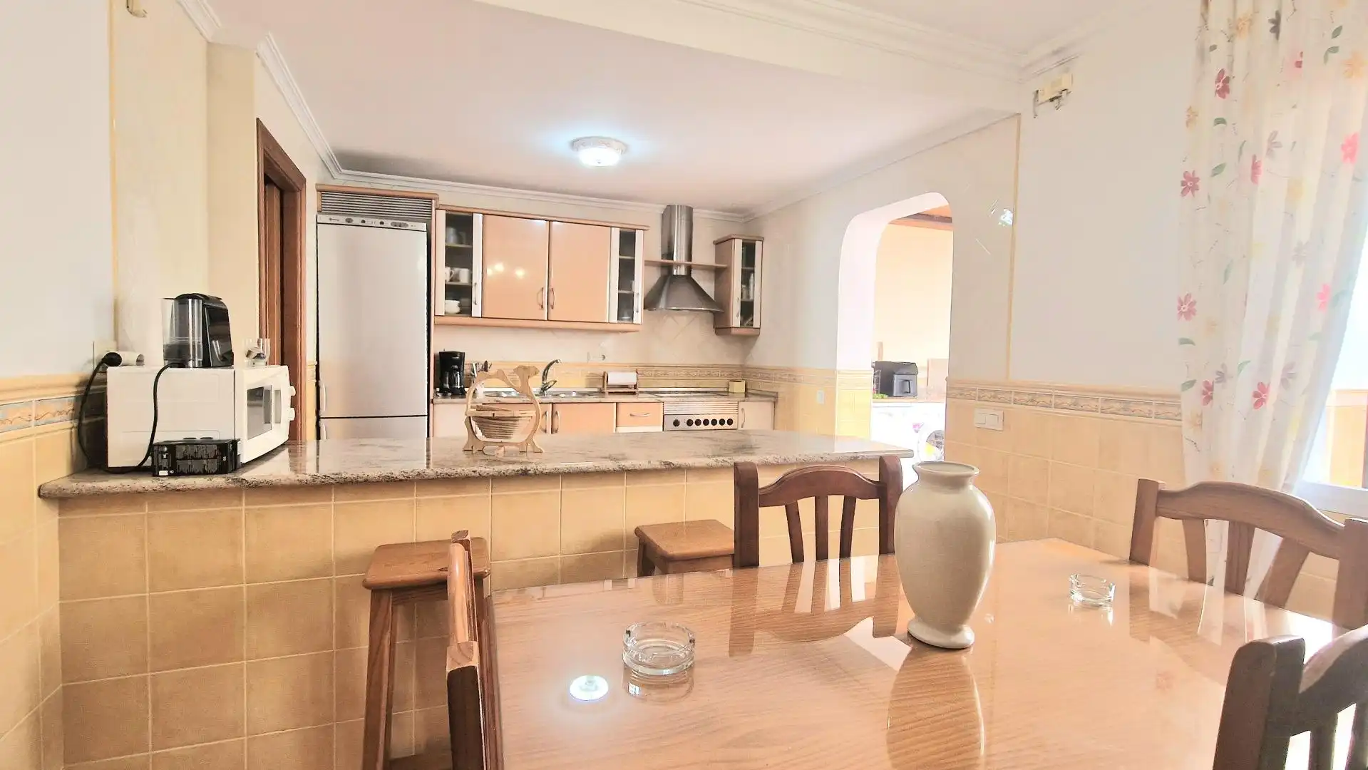 Casa adosada en venta en Calle del Río Darro, Centro
