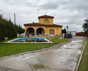 Vista exterior de Casa o xalet en venda en Huévar del Aljarafe