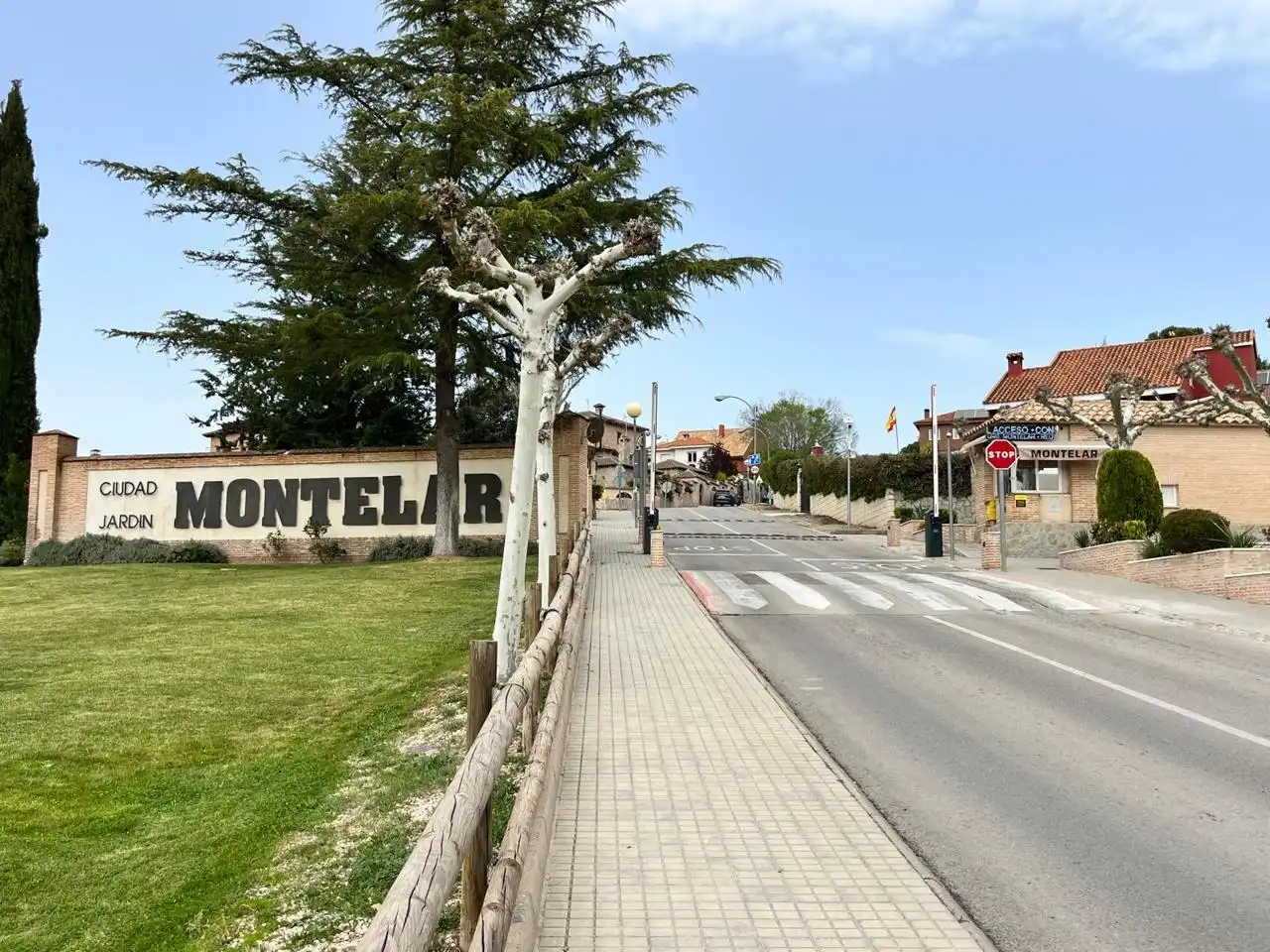 Lands and plots for sale in Calle Rio Cañamares 104