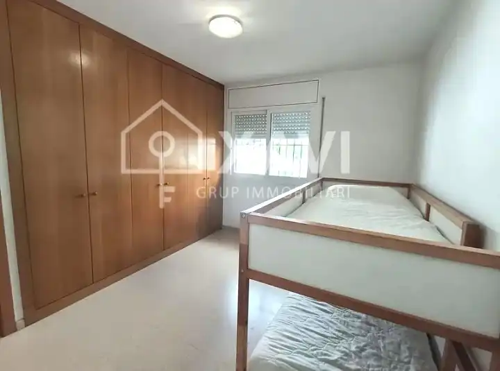 Dormitori de Casa o xalet en venda en Mediona amb Jardí privat, Moblat i Forn