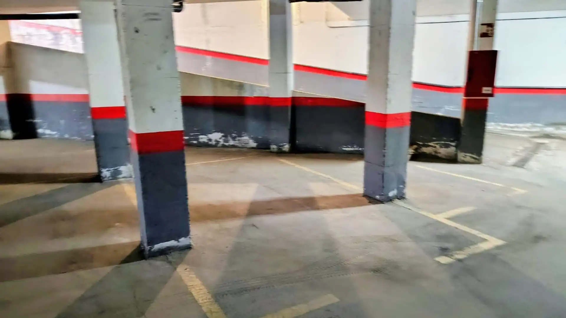 Parkplatz von Garage zur Miete in Alpedrete