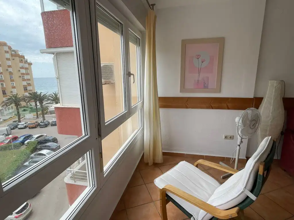 Dormitori de Apartament en venda en Torrox amb Terrassa, Piscina i Moblat