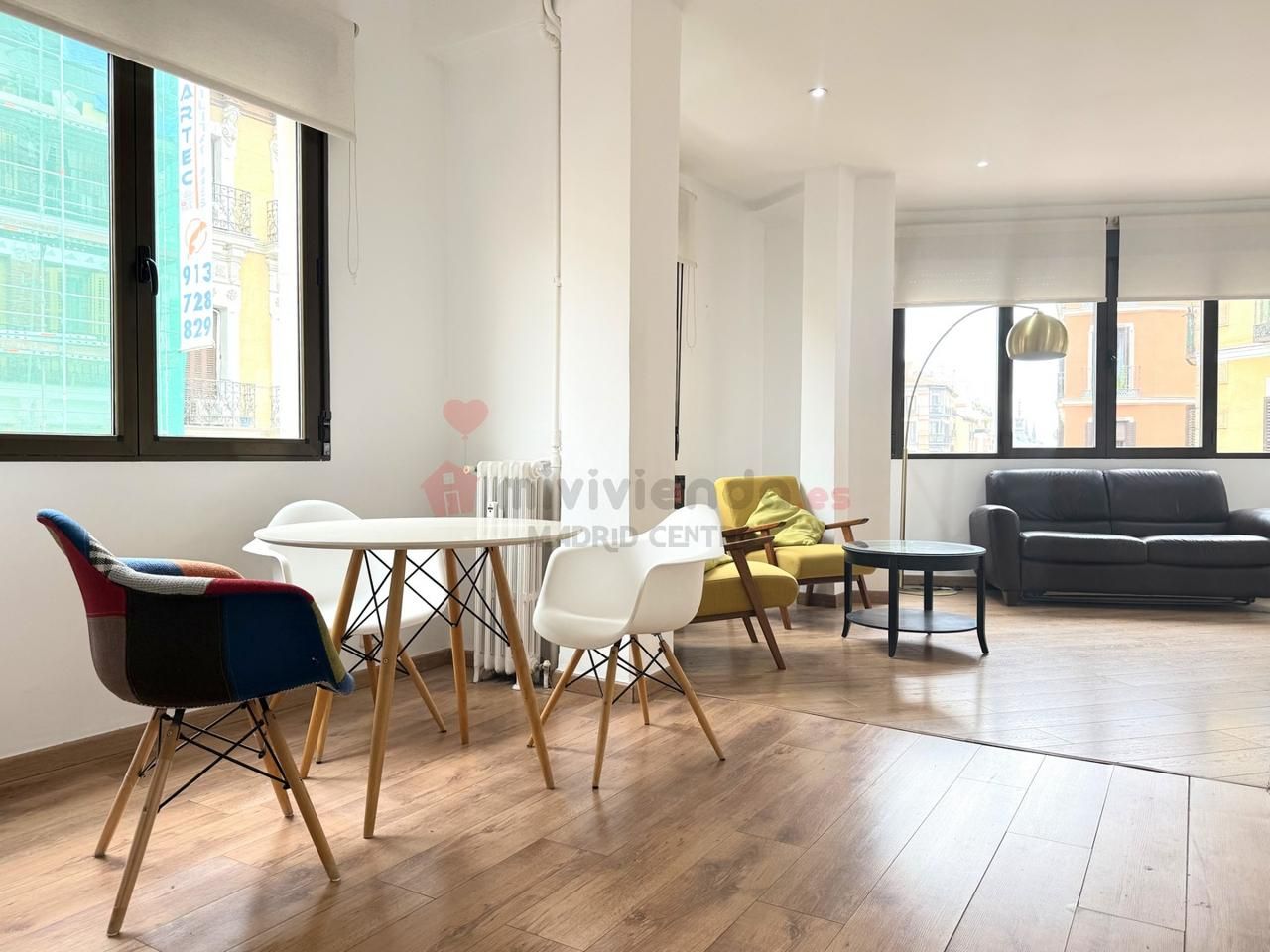 Sala d'estar de Estudi de lloguer en  Madrid Capital amb Aire condicionat, Calefacció i Traster