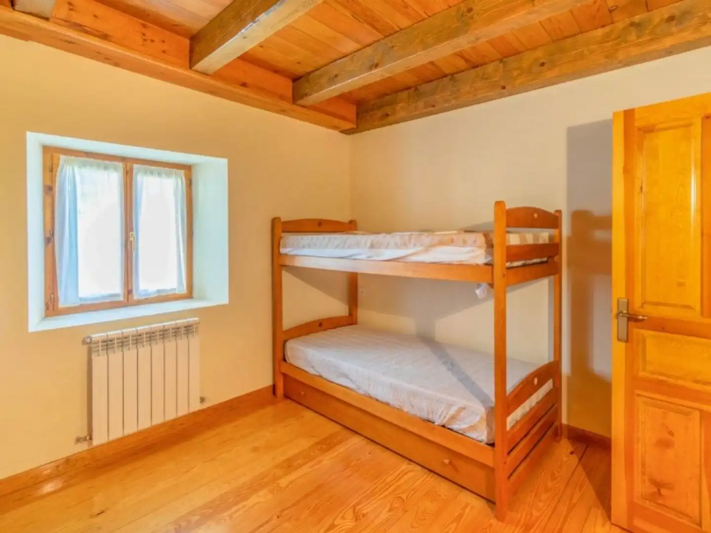 Bedroom of Country homes for sale in Uztárroz / Uztarroze