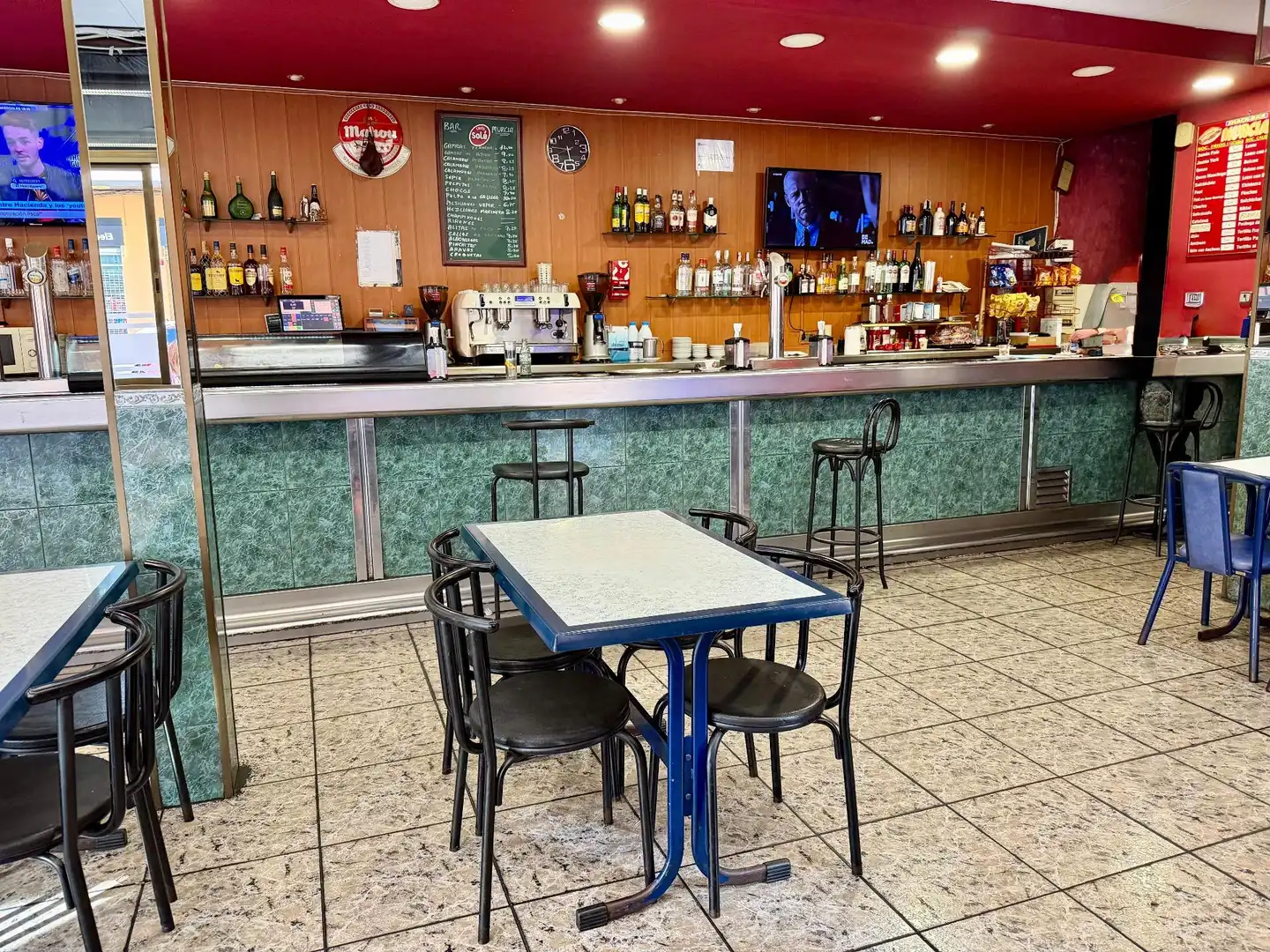 Local comercial en traspaso en Cerdanyola, imagen 4