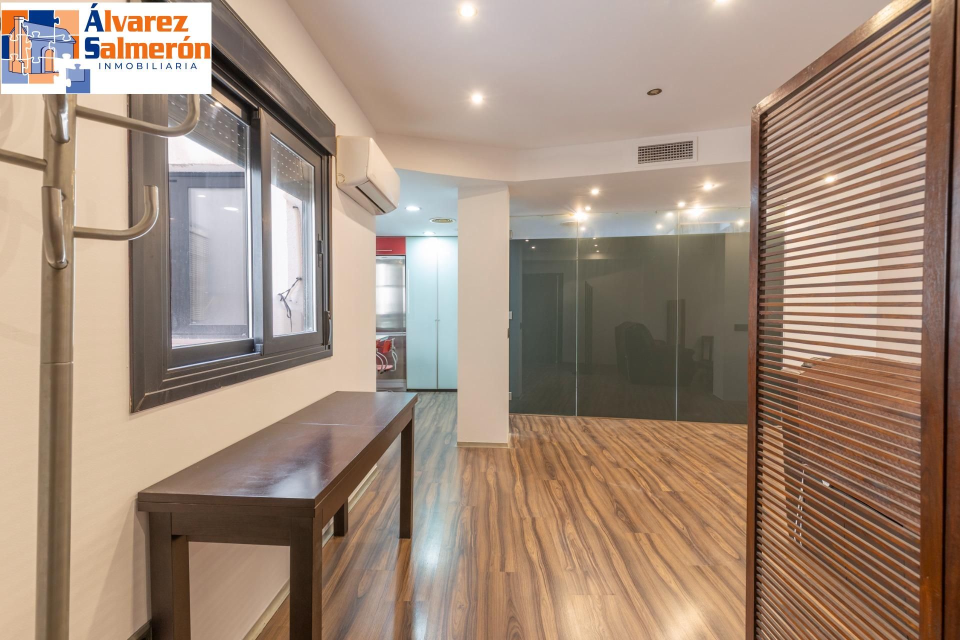 Lofts for sale in  Granada Capital  with Air Conditioner, Parquet flooring and Furnished
