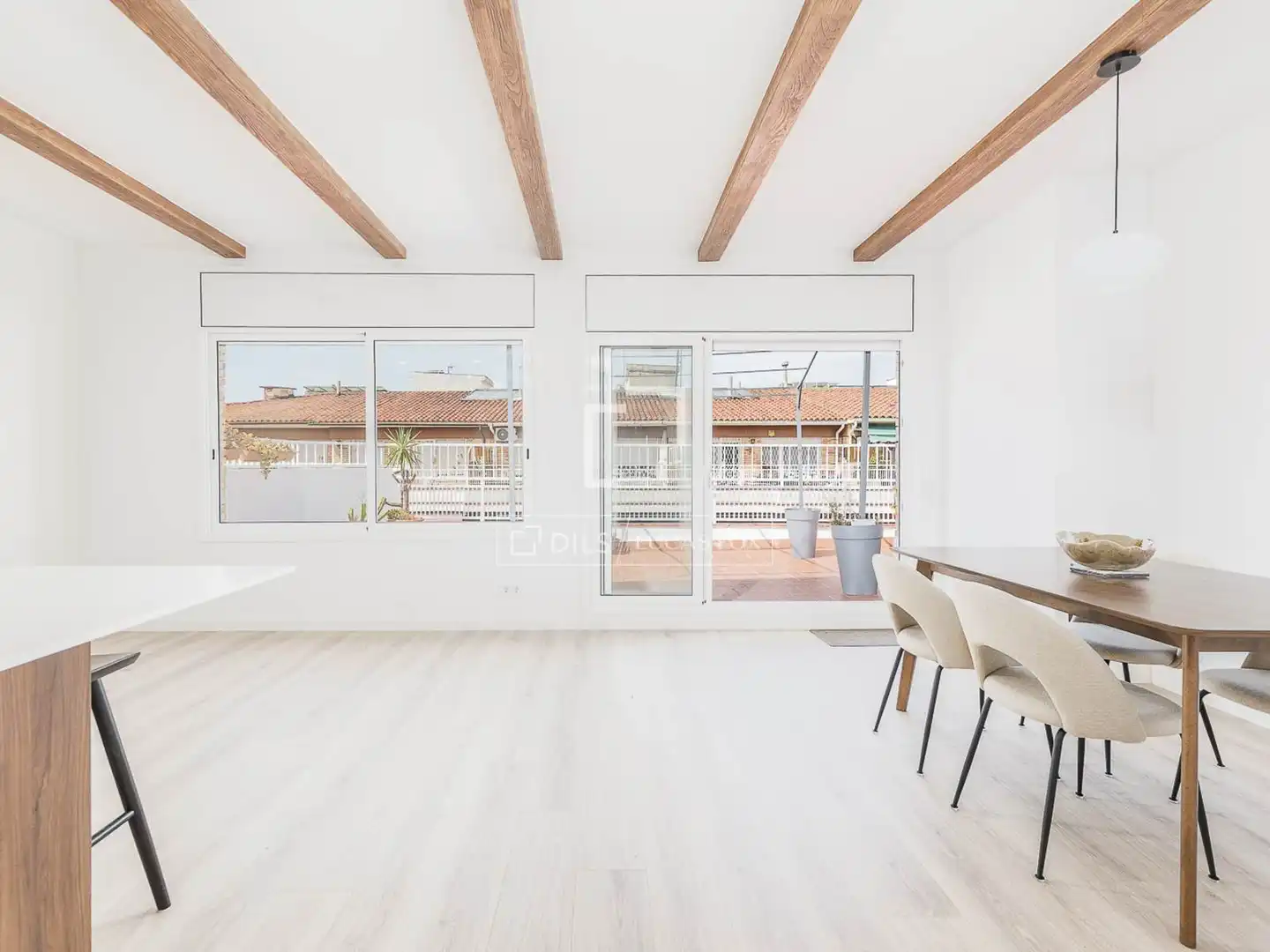 Exterior view of Attic for sale in Barcelona  with Air Conditioner, Terrace and Balcony