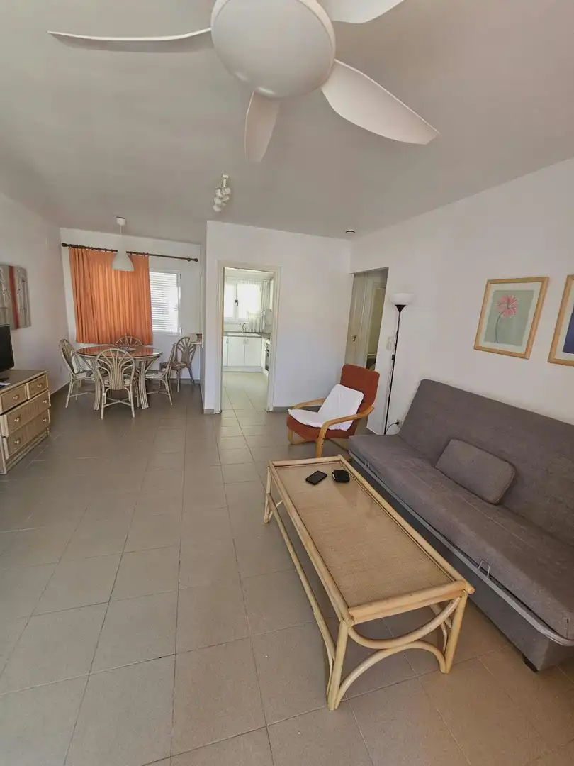 Living room of Flat for rent in Oliva  with Private garden, Furnished and Washing machine