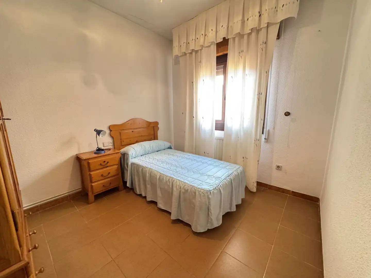 Habitación de Piso de alquiler en Cuerva con Aire acondicionado, Calefacción y Terraza