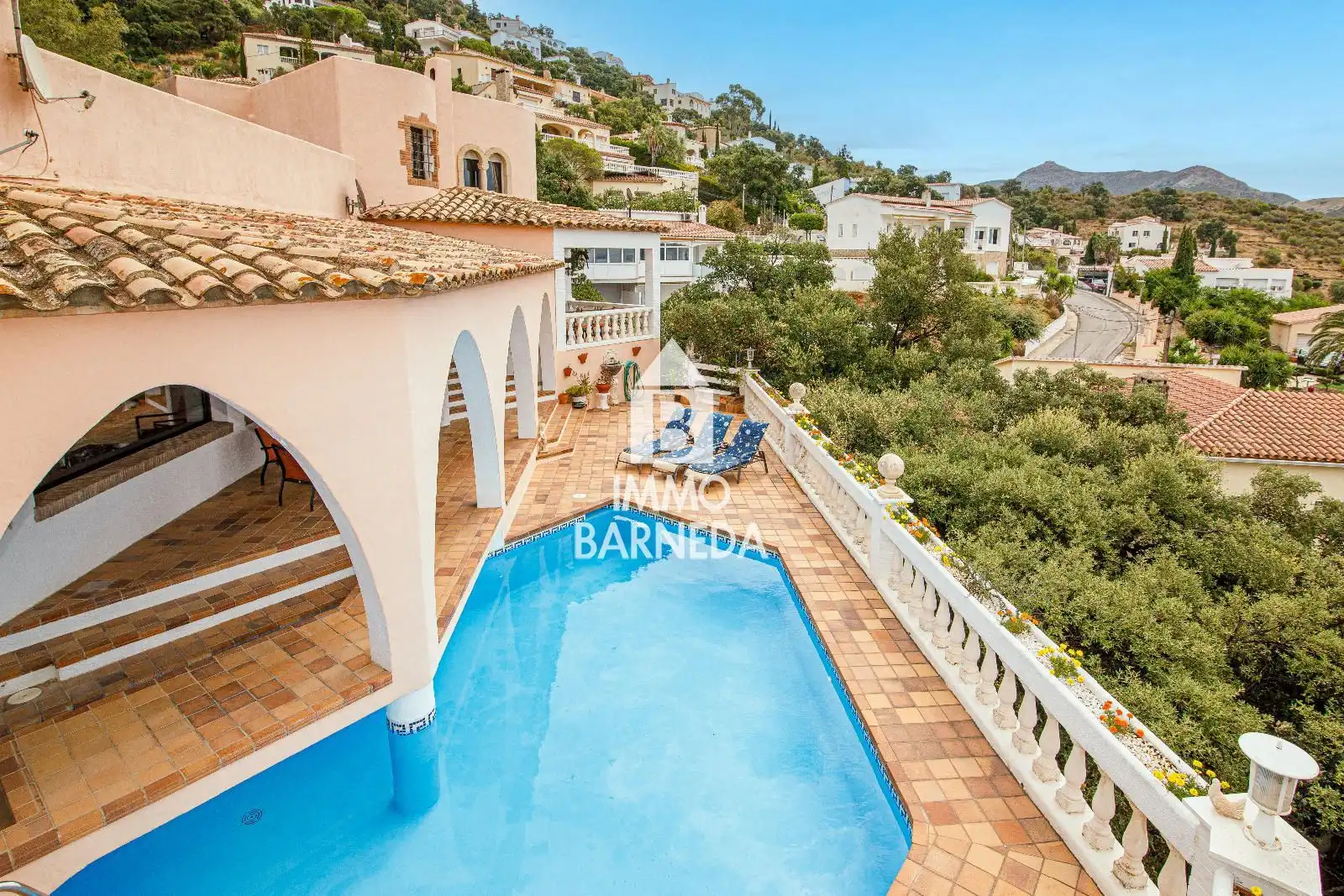 Casa con piscina in vendita a Osca 8