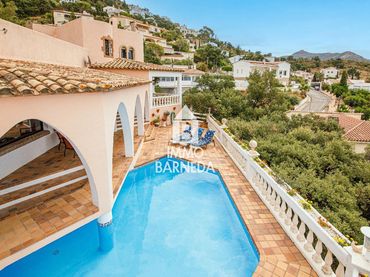 Casa con piscina in vendita a Osca 8