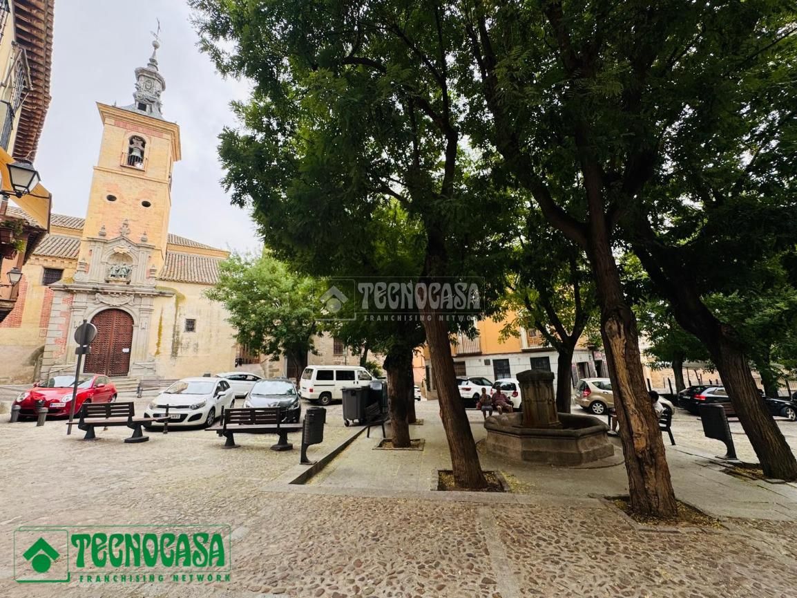 Vista exterior de Pis en venda en  Toledo Capital amb Traster