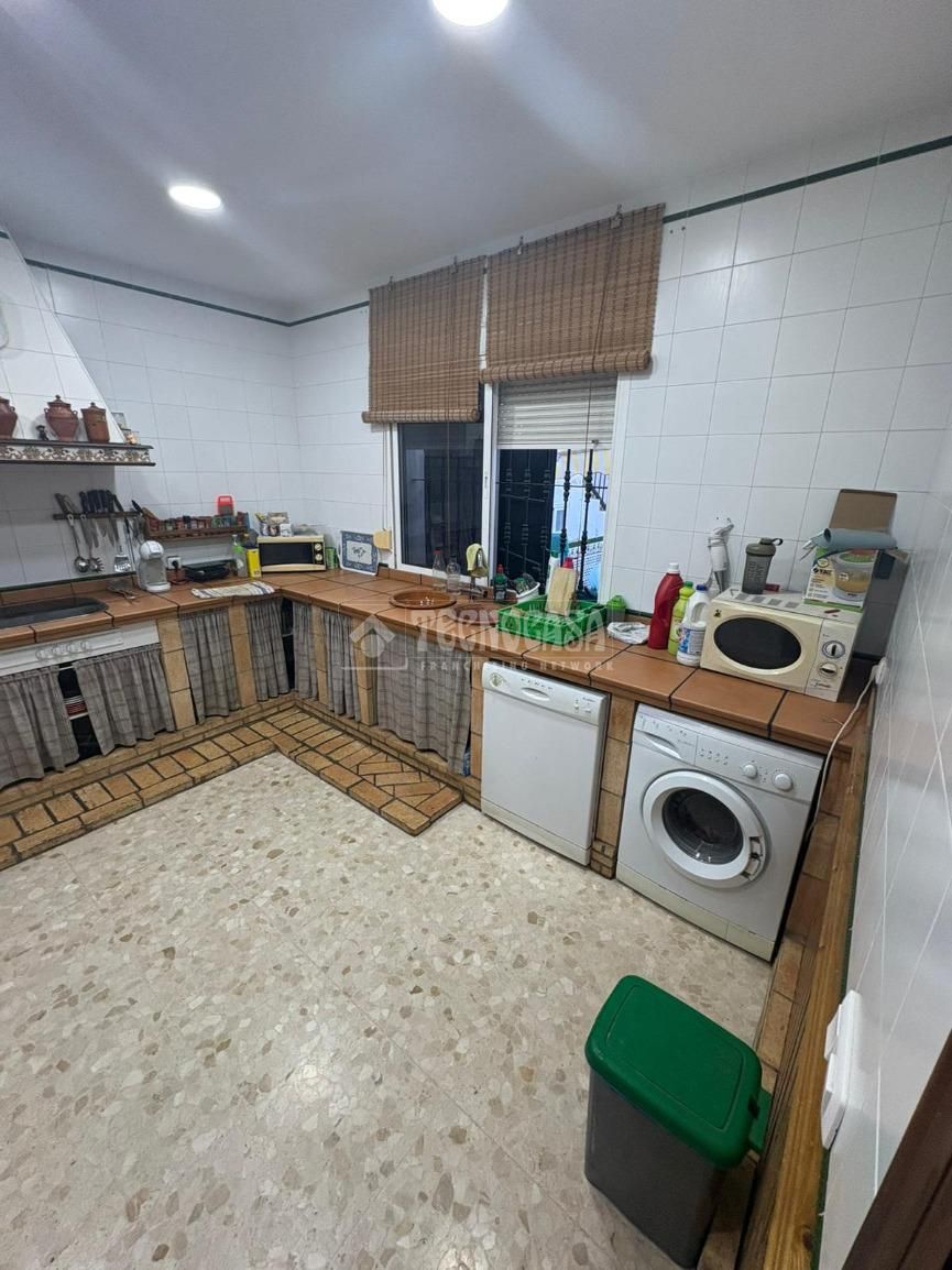 Kitchen of Single-family semi-detached for sale in Villanueva del Ariscal  with Air Conditioner and Terrace