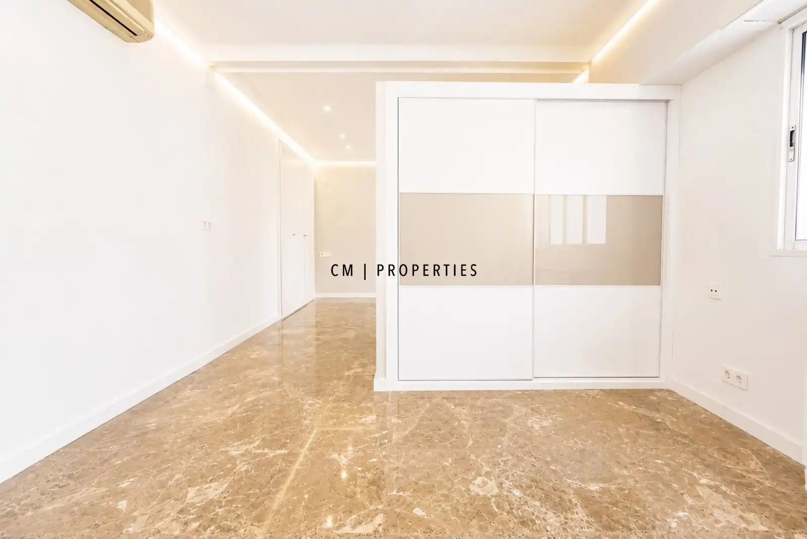 Flat for rent in Valencia  with Air Conditioner, Heating and Terrace
