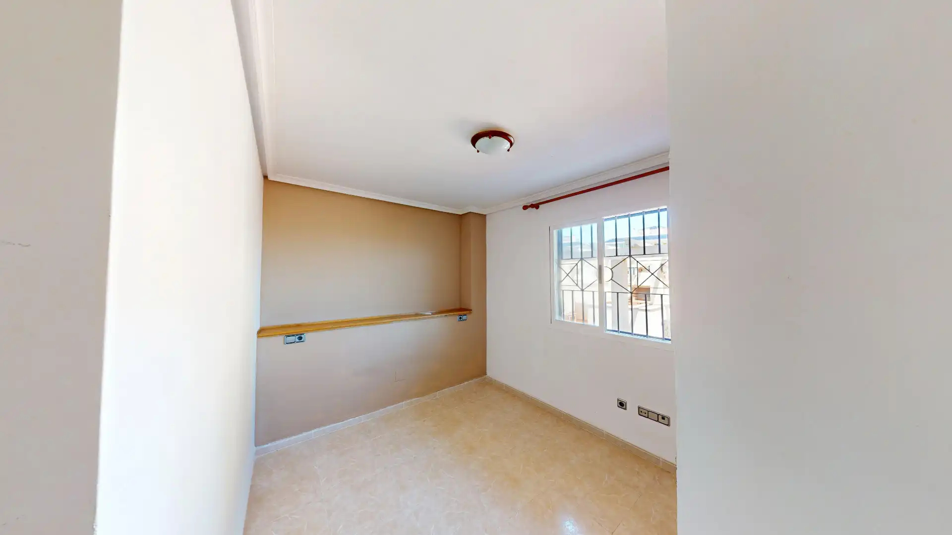 Bedroom of Flat for sale in Torrevieja  with Air Conditioner, Terrace and Community pool