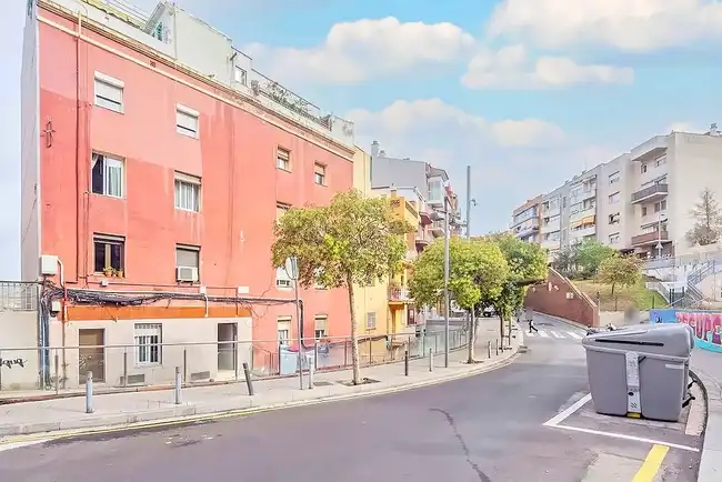 Piso en venta en C/ Pluto, La Teixonera