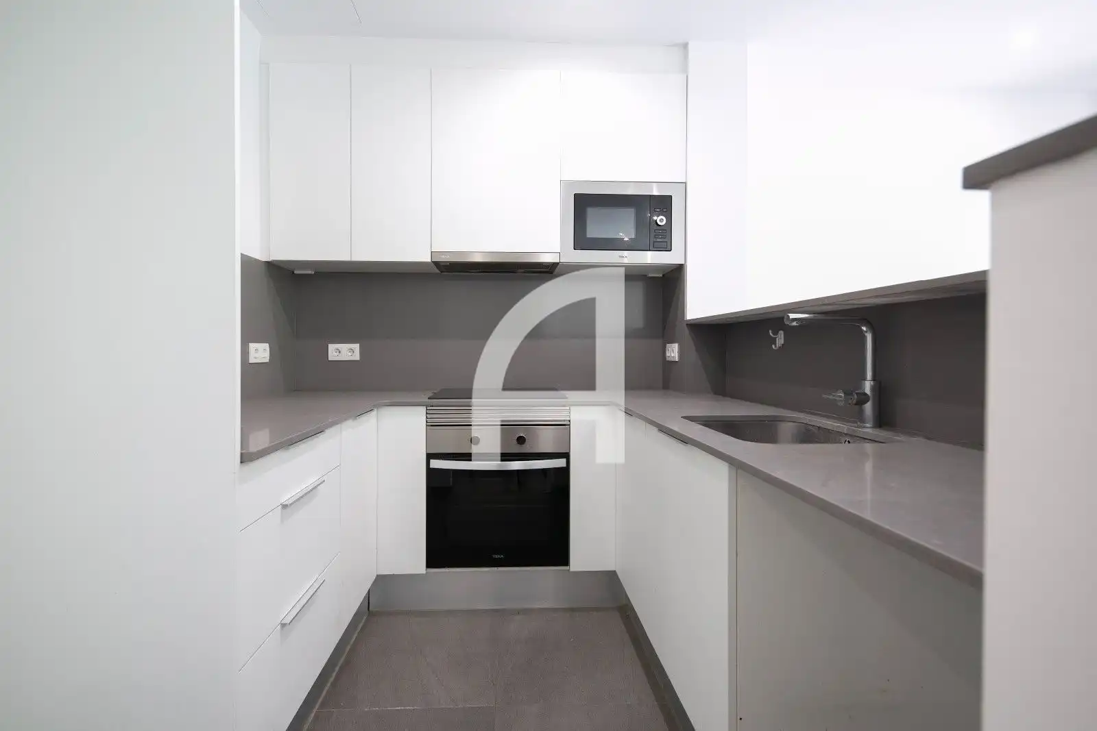 Flat with terrace for sale in Paral.Lel, imagen 10