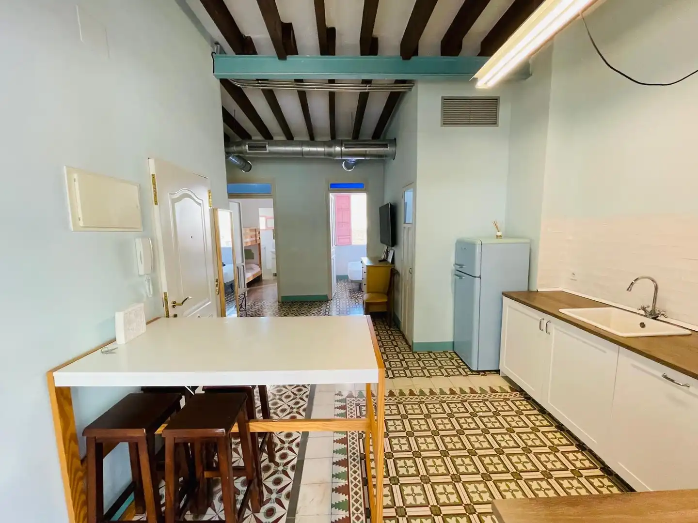 Cocina de Apartamento de alquiler en Alicante / Alacant con Aire acondicionado, Calefacción y Amueblado