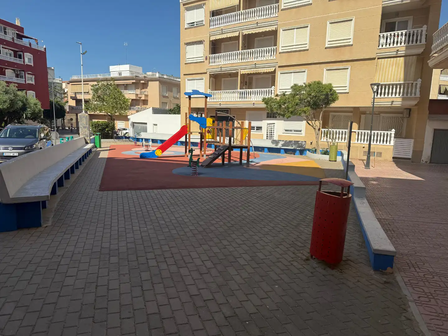 Parking de Piso en venta en Torrevieja con Aire acondicionado, Amueblado y Horno