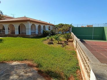 Xalet amb piscina en venda a Boverals - Saldonar