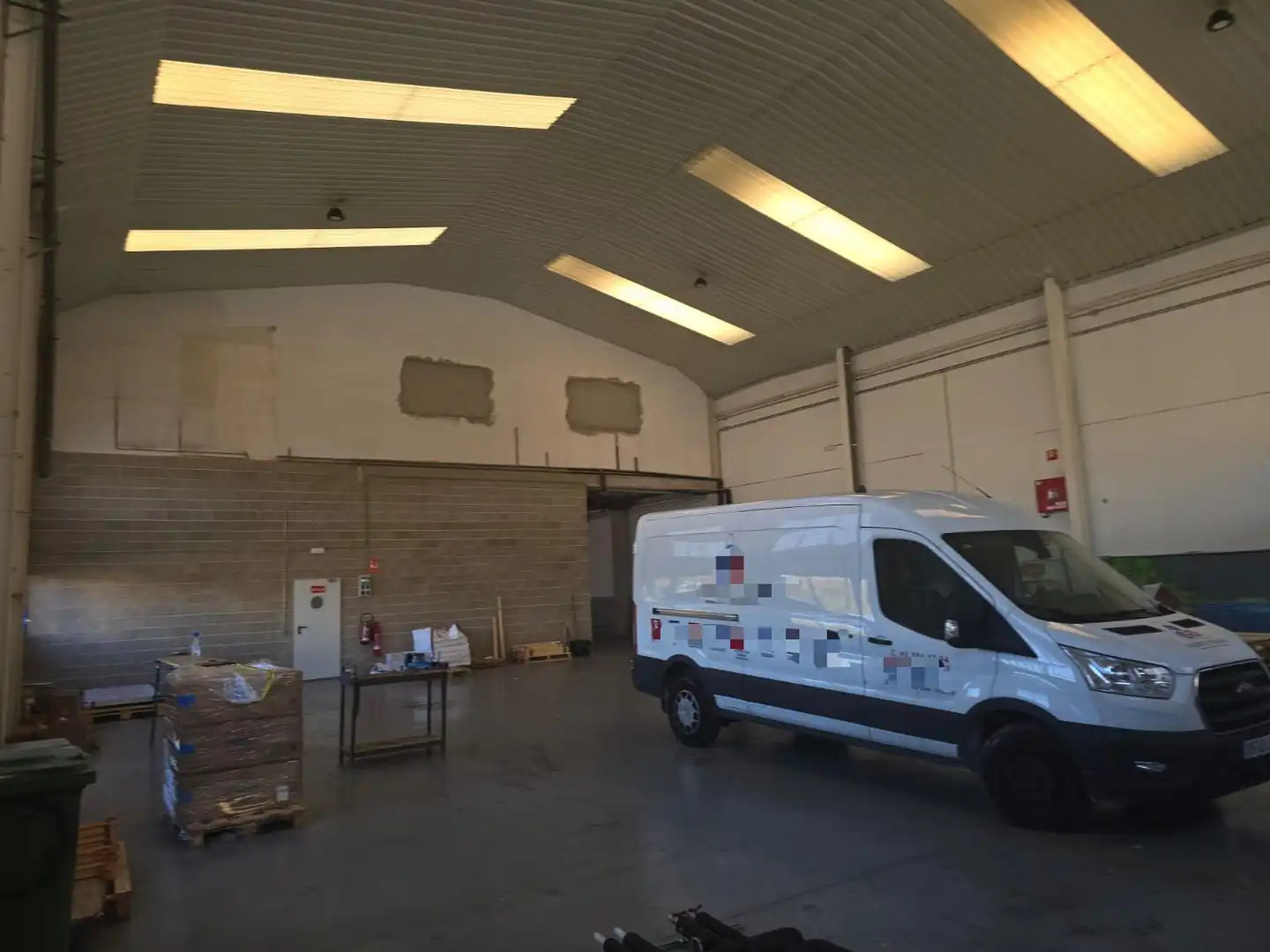 Nave industrial en alquiler en Urbanización Este - Montepríncipe, imagen 3