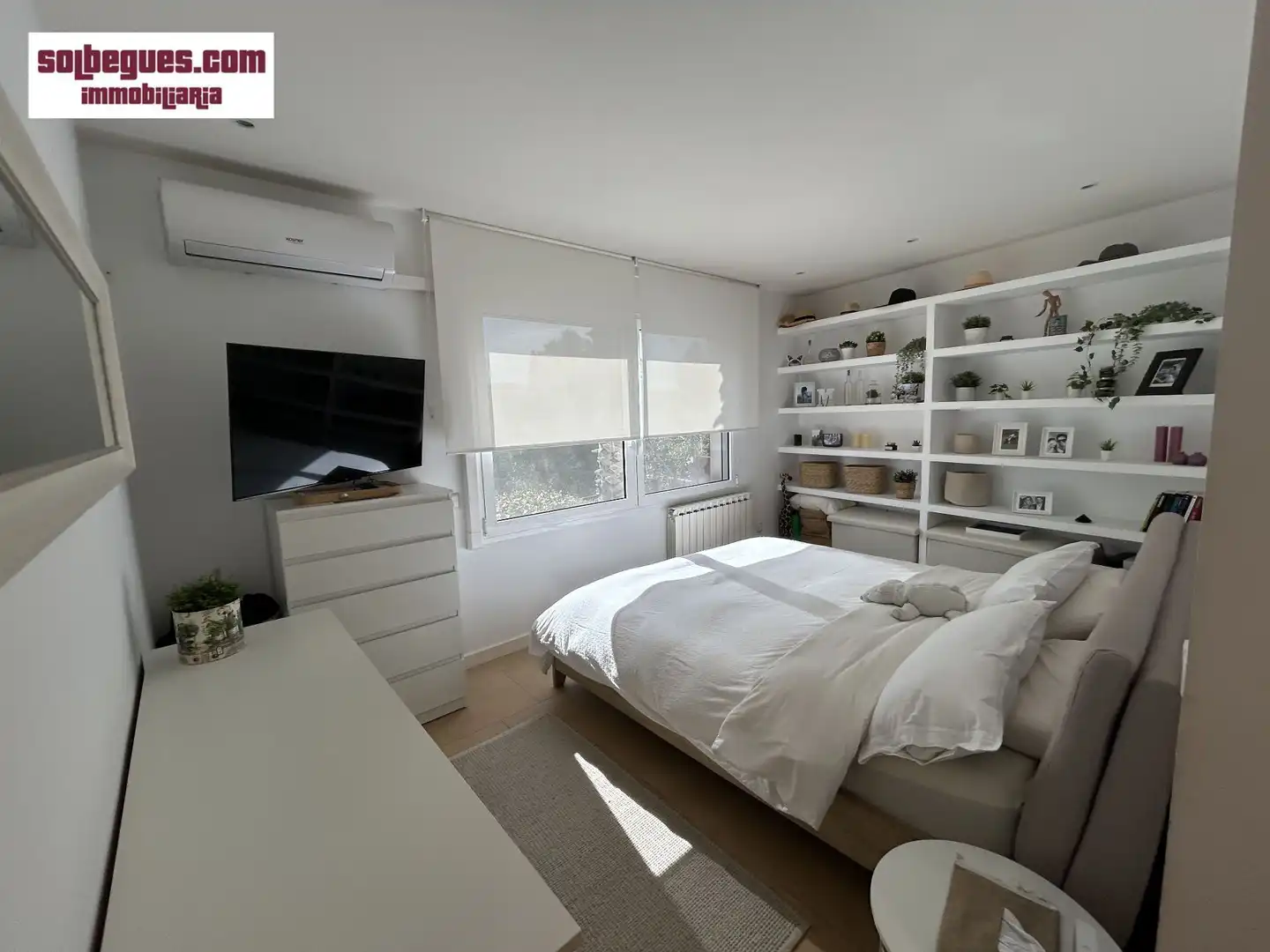 Habitación de Casa o chalet en venta en Begues con Aire acondicionado, Calefacción y Jardín privado