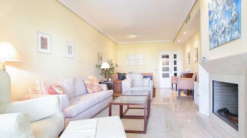 Foto 2 de Piso en venta en Las Brisas, Marbella