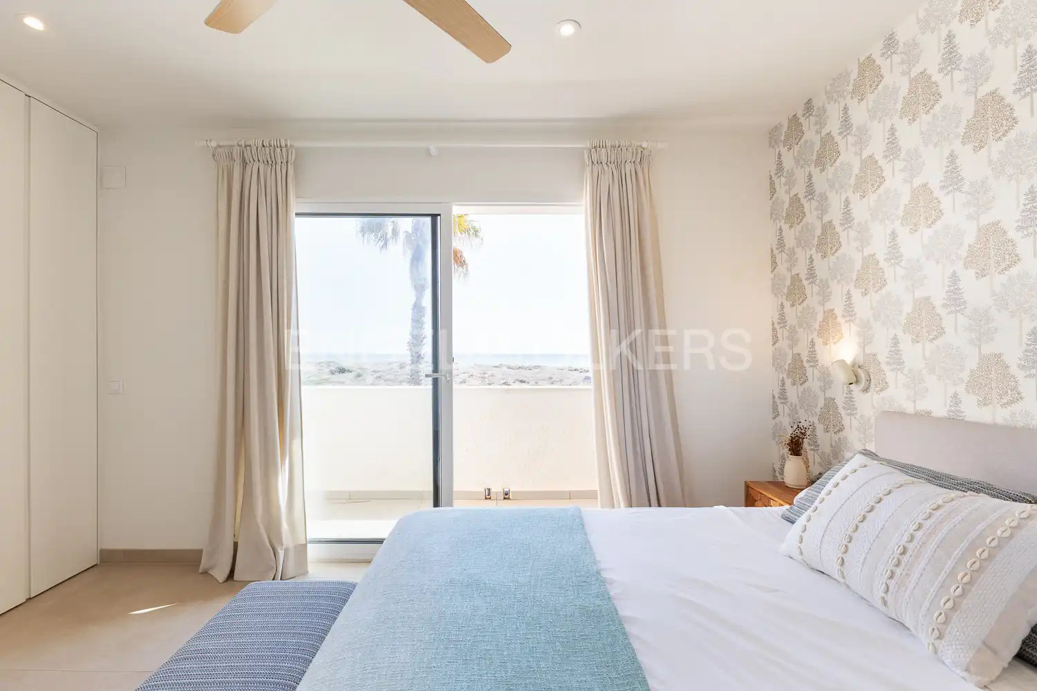 Bedroom of Houses for rent in Valencia  with Heating, Private garden and Terrace