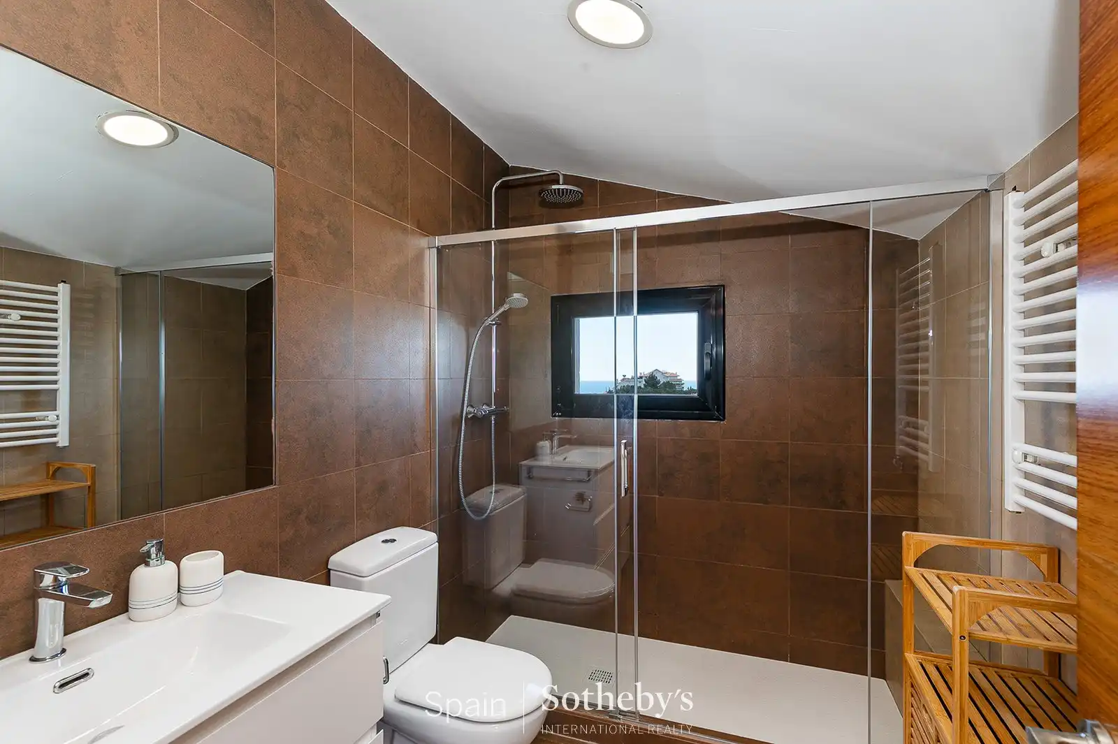 Bathroom of Houses for sale in Sant Pere de Ribes  with Air Conditioner, Heating and Private garden