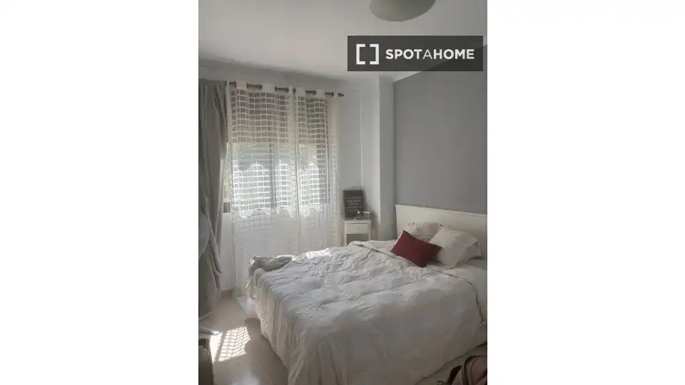 Habitación en Las Azaleas - Alkadir