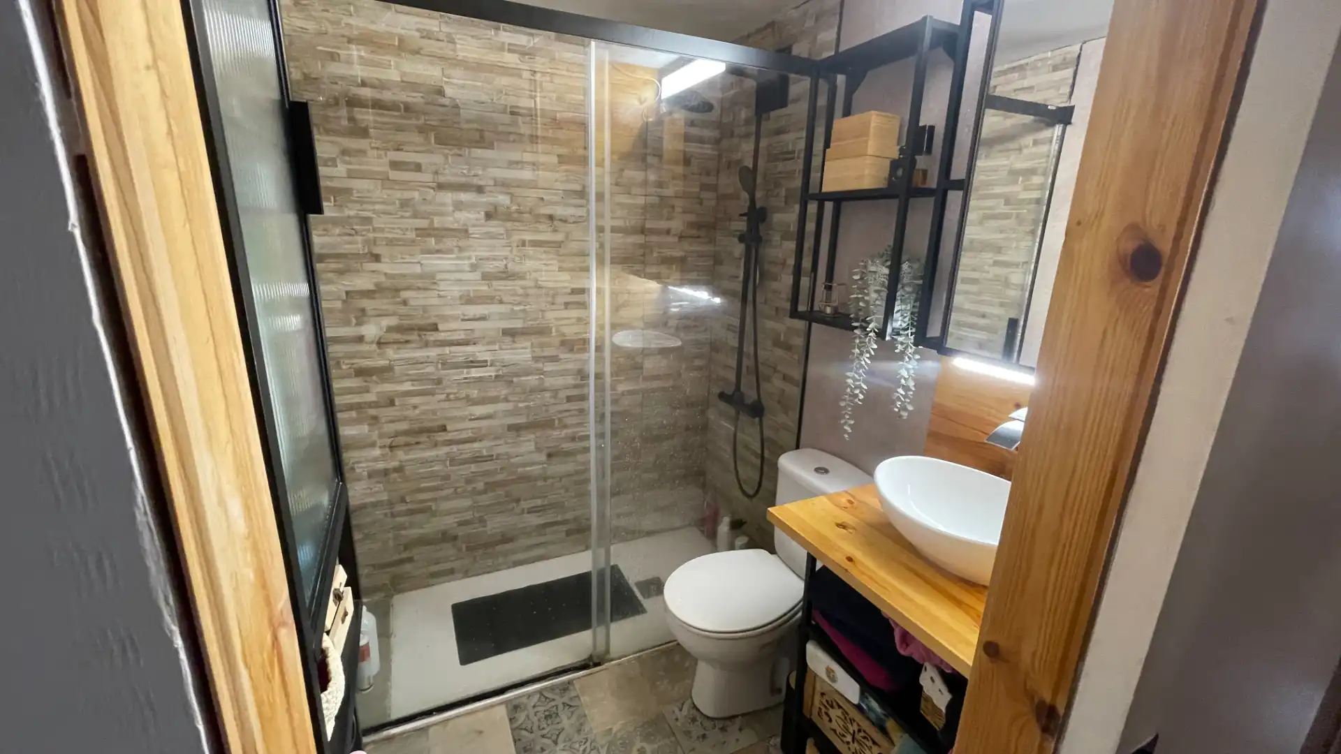 Flat with terrace for sale in Carrer Garbí, imagen 8