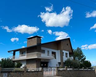 Vista exterior de Casa o xalet en venda en Sant Vicenç de Castellet amb Calefacció, Jardí privat i Terrassa